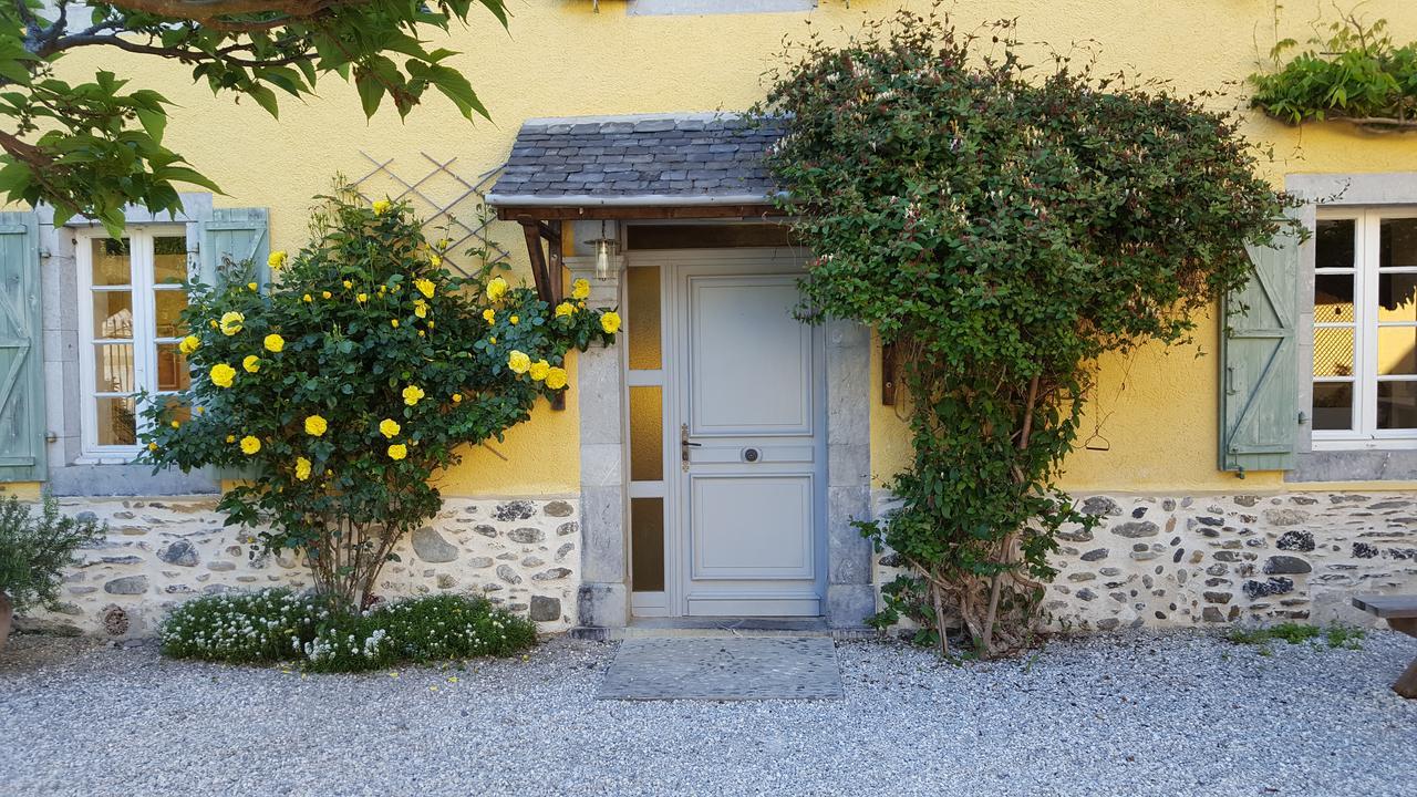 Maison D'Hotes Les 3 Baudets Issor Exterior foto